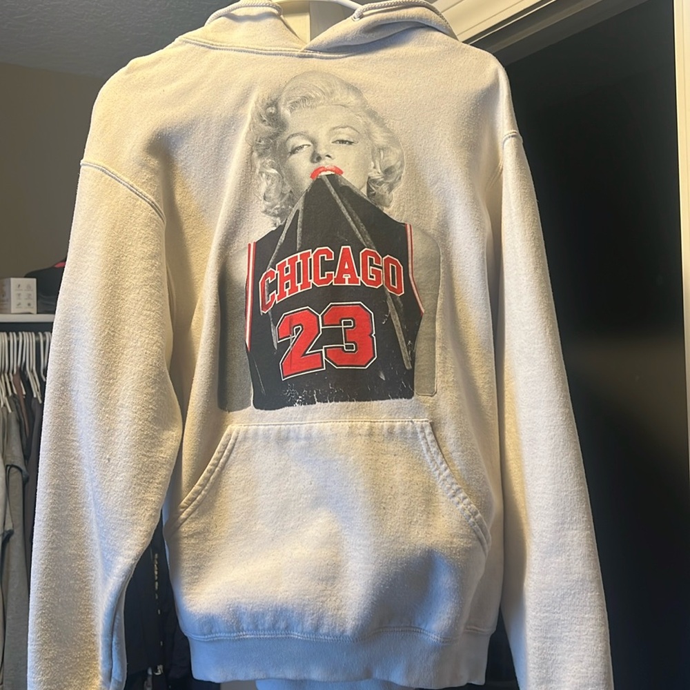 Unisex Marilyn Monroe Chicago Bulls hoodie